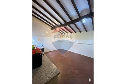 Casa-Venta-PY Asunción Sajonia 1085 Juan de Garay 1085 esquife. Orihuela – 3