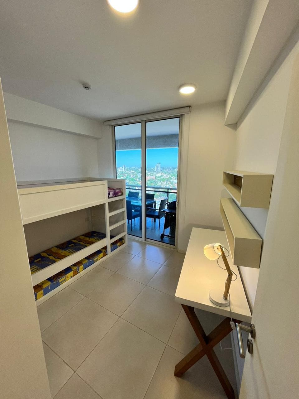 En alquiler exclusivo depto de 3 suites + 2 cocheras Av. Santa Teresa – 2