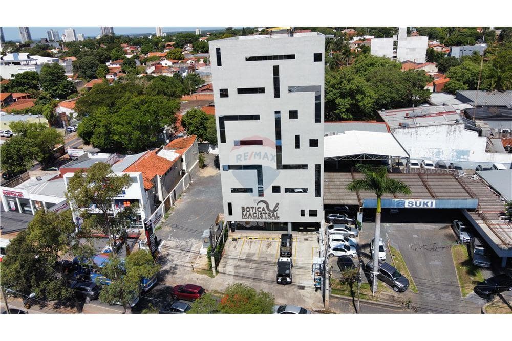 Gran inversión Edificio - Venta - Villa Morra