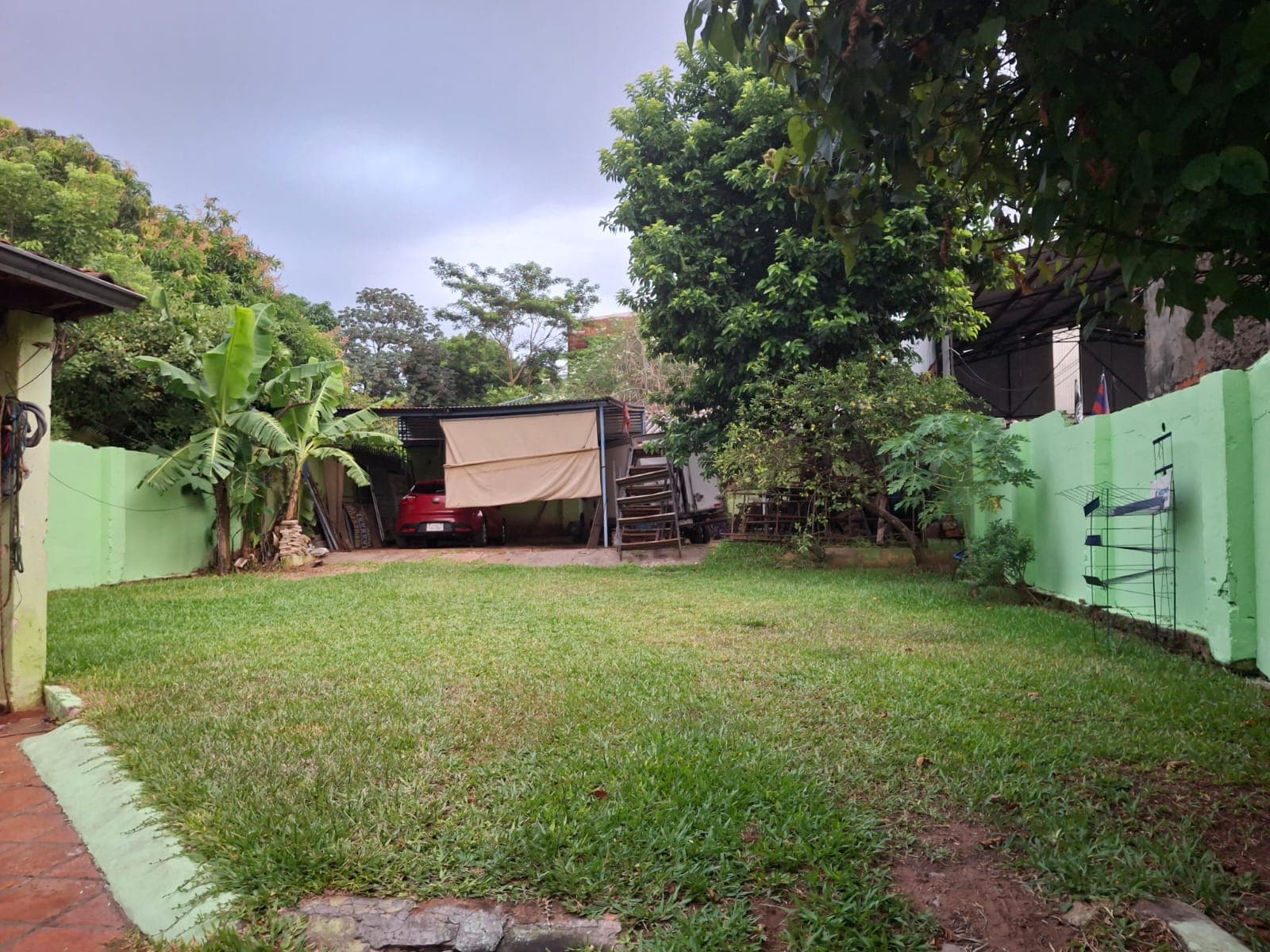 CASA EN VENTA FERNANDO DE LA MORA – 2