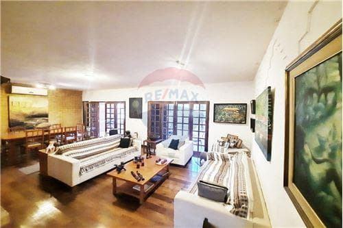 Amplia Casa de 4 Habitaciones zona colegio Frances en Asunción – 3