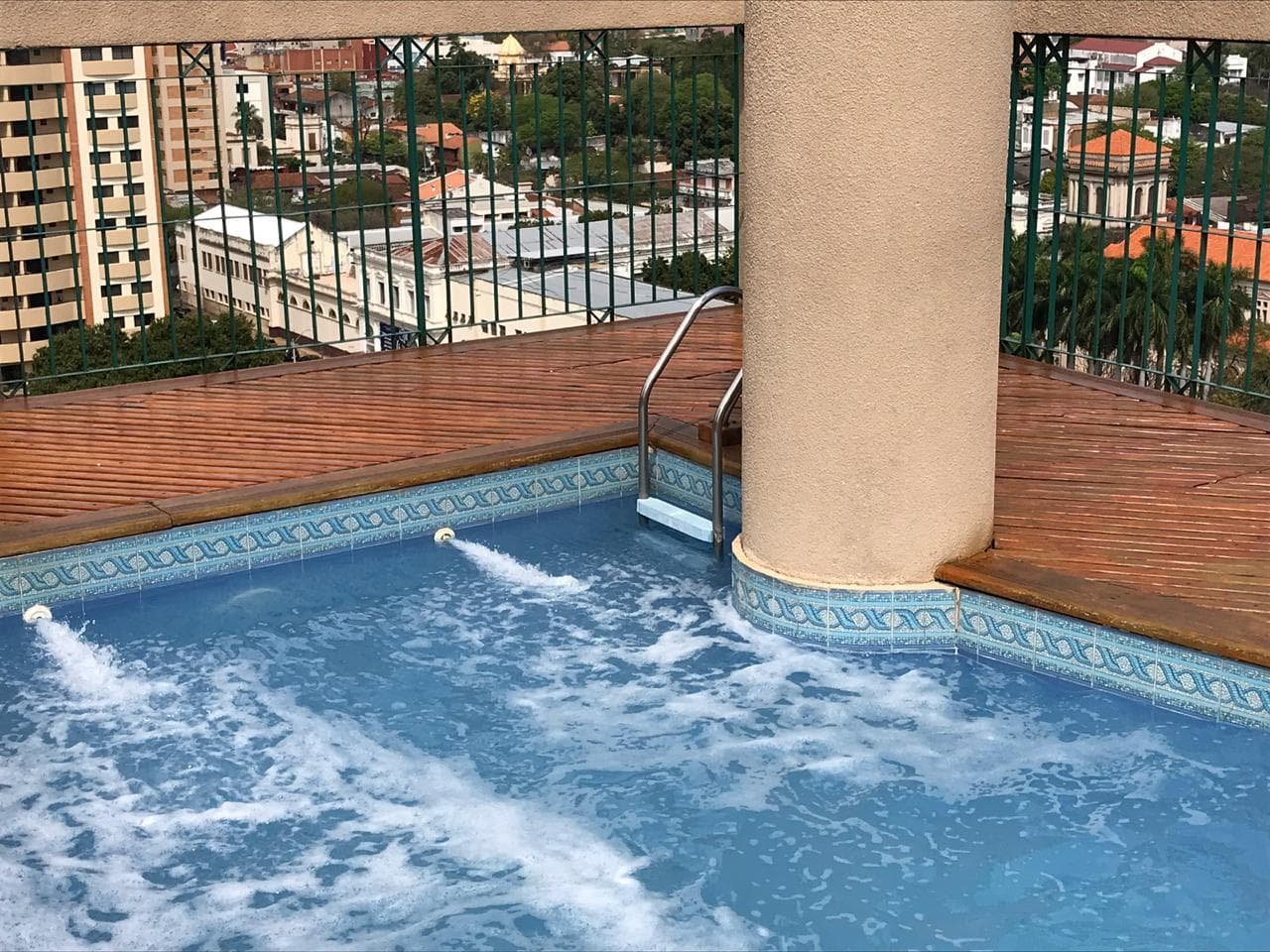Vendo departamento con 3 suites en Las Mercedes – 2