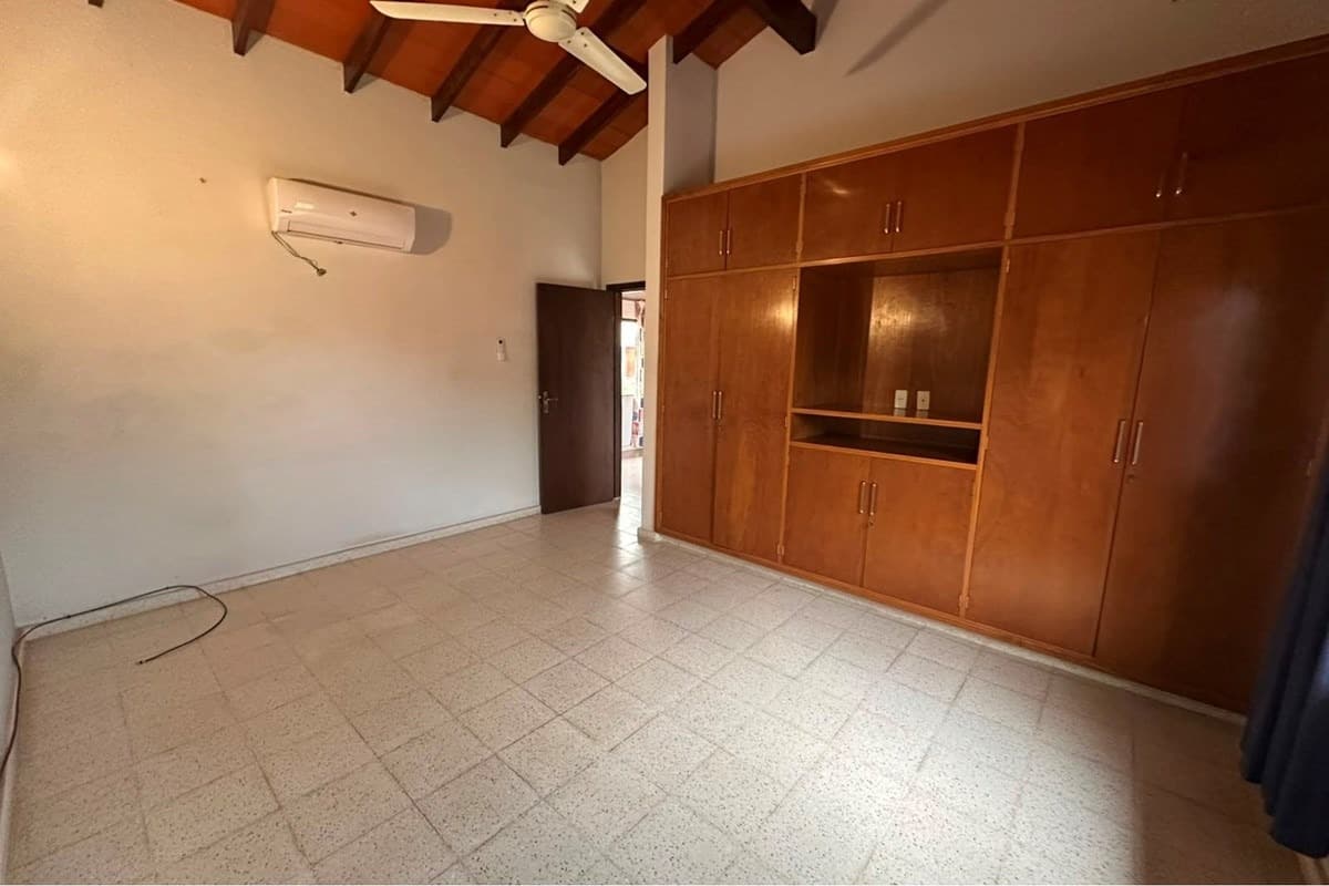 Alquilo casa en Lambare, barrio Kennedy – 2