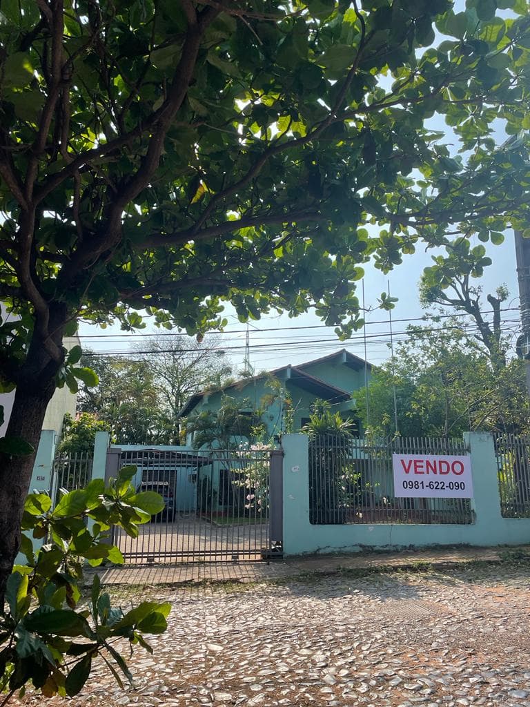 VENDO HERMOSA CASA EN EL CORAZÓN DE SAN CRISTOBAL!!!!!!!!!!