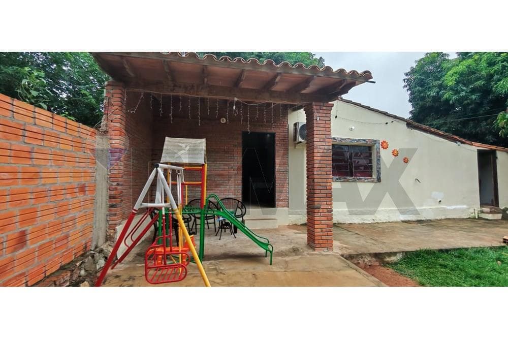 CASA EN ÑEMBY A 5 CUADRAS DE ACCESO SUR – 2