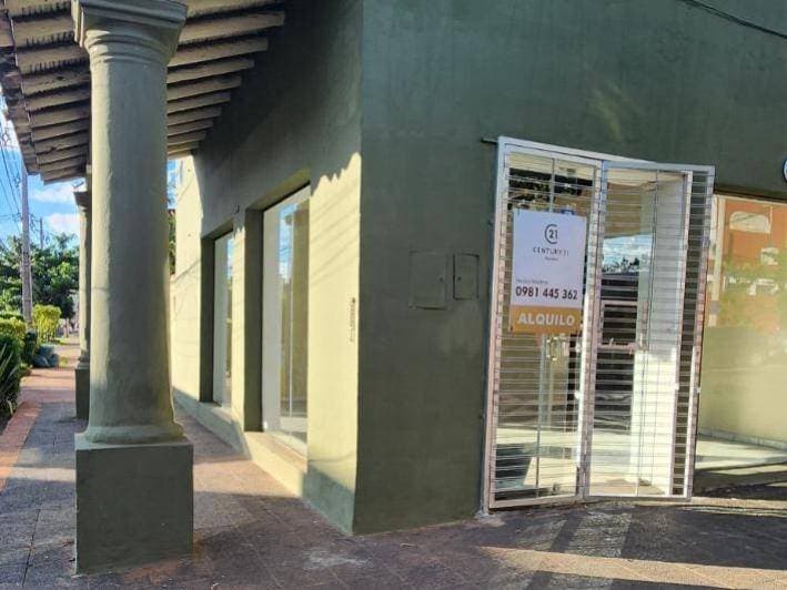 Alquilo Salon Comercial En Luque, Excelente ubicacion – 2