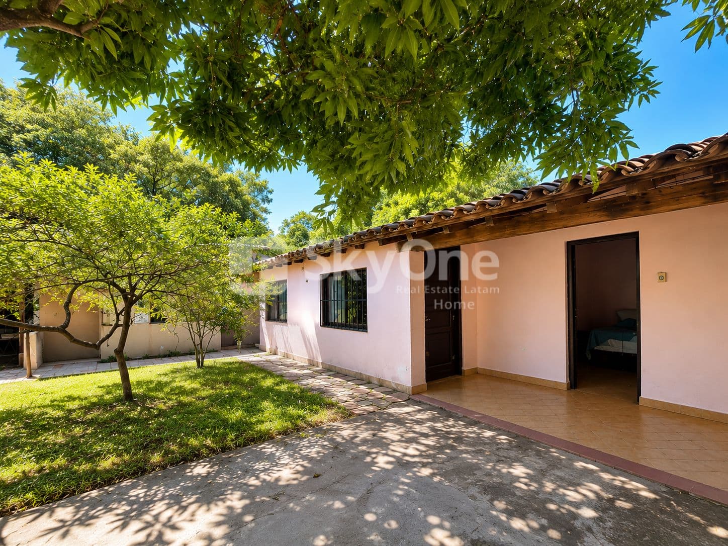 VENDO TERRENO EN EL BARRIO YCUA SATI – 2