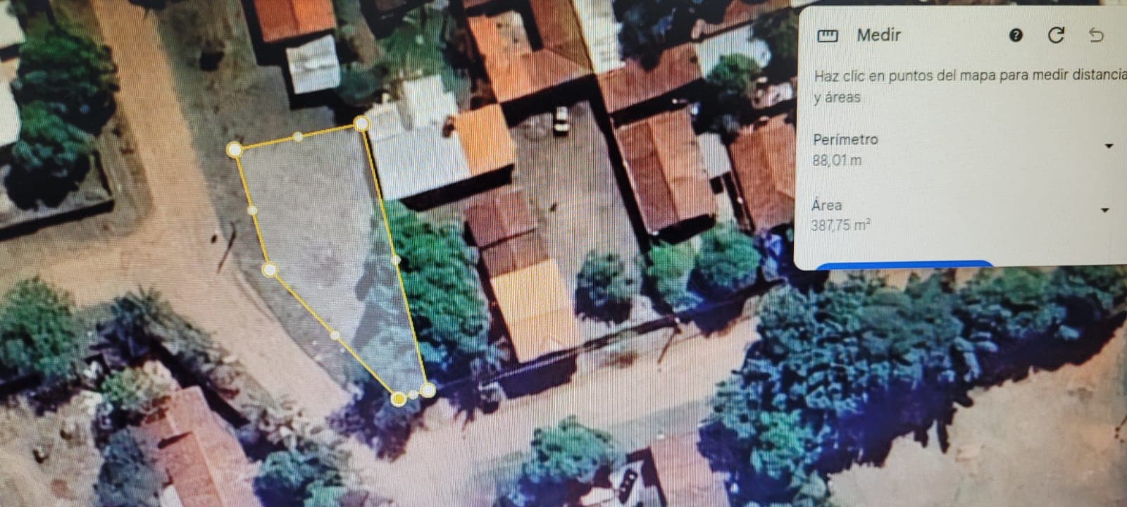 Terreno en Laurelty Luque