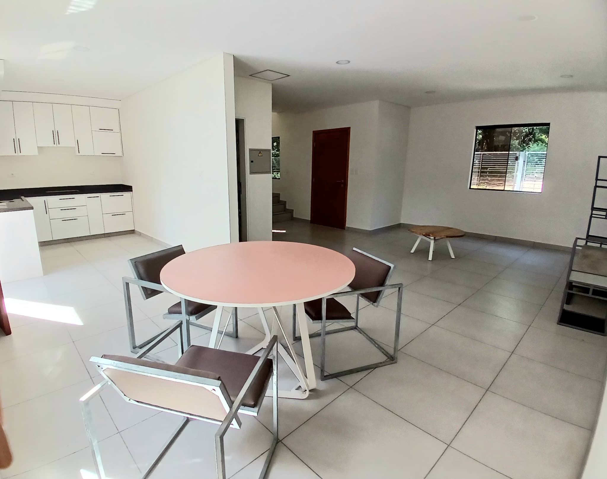 Casa a Estrenar en Luque – 2