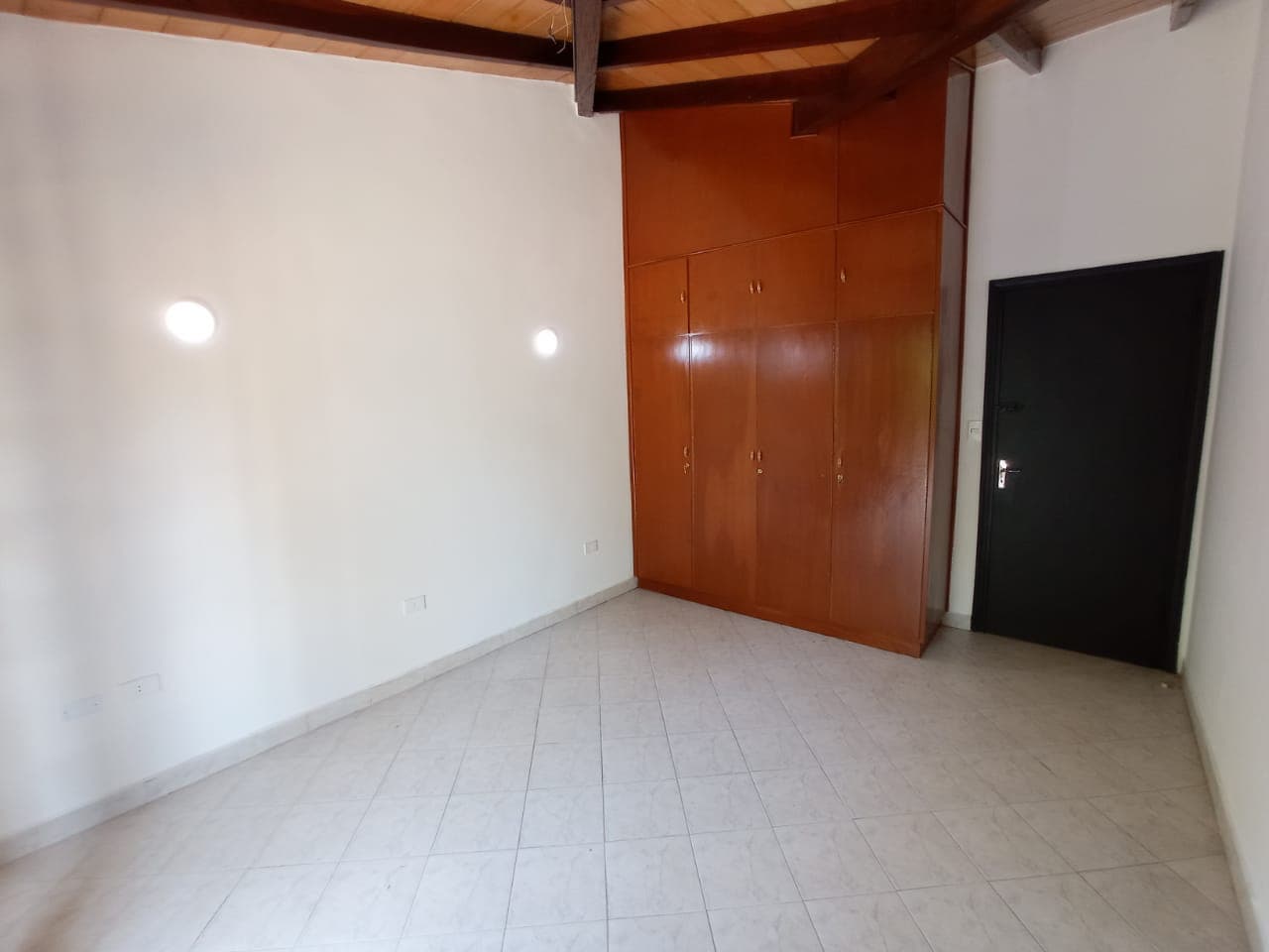 ALQUILO DUPLEX Félix Bogado y Avda Japón – 2