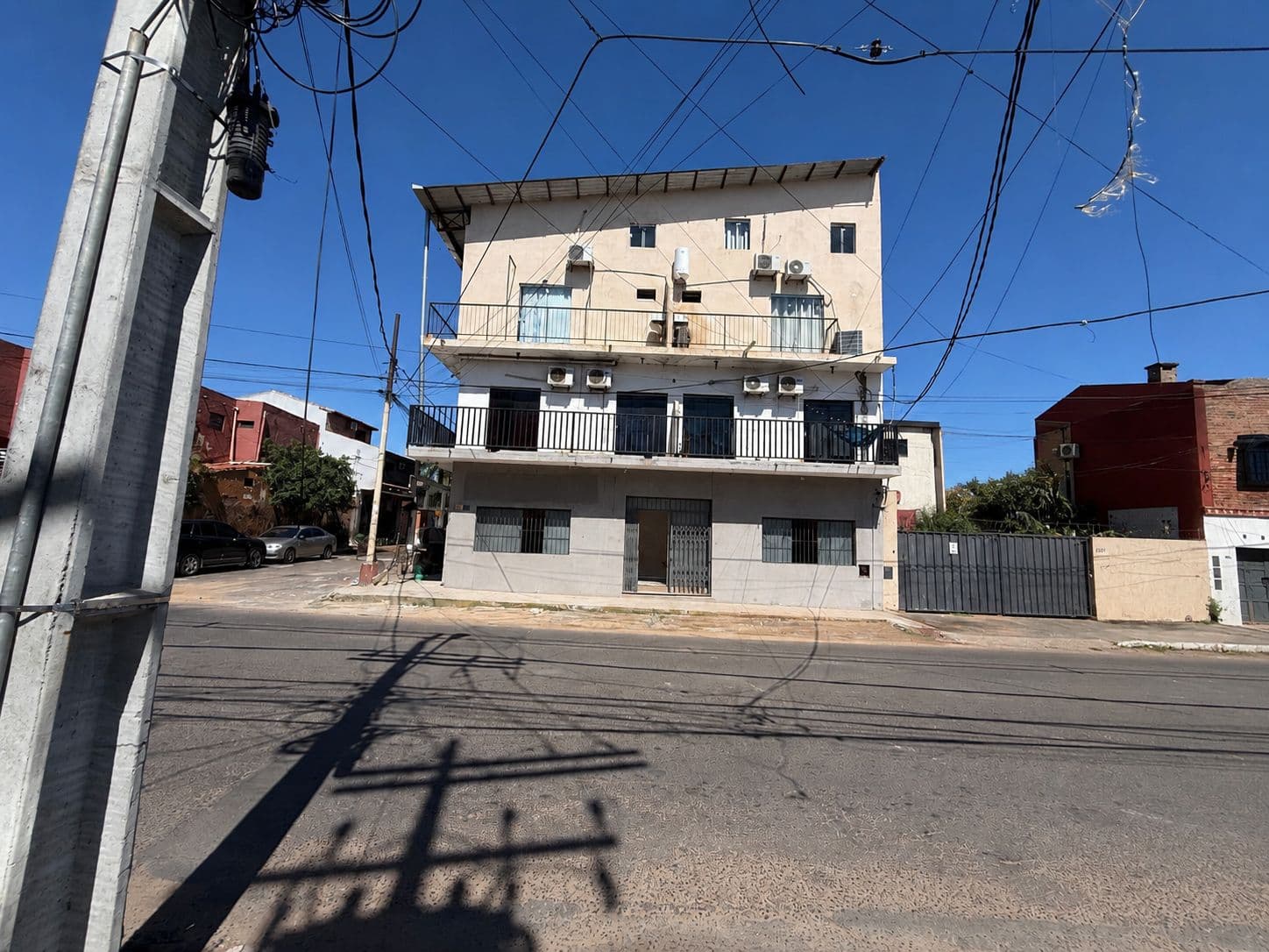 VENDO EDIFICIO EN BARRIO JARA CON RENTA ACTIVA – 2