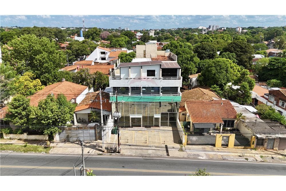 Edificio Corporativo / Comercial – 2