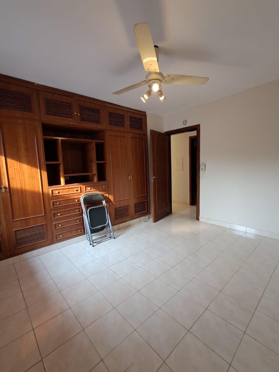 ALQUILER DÚPLEX EN ESQUINA CON QUINCHO – ZONA CASA RICA LOS LAURELES – 3