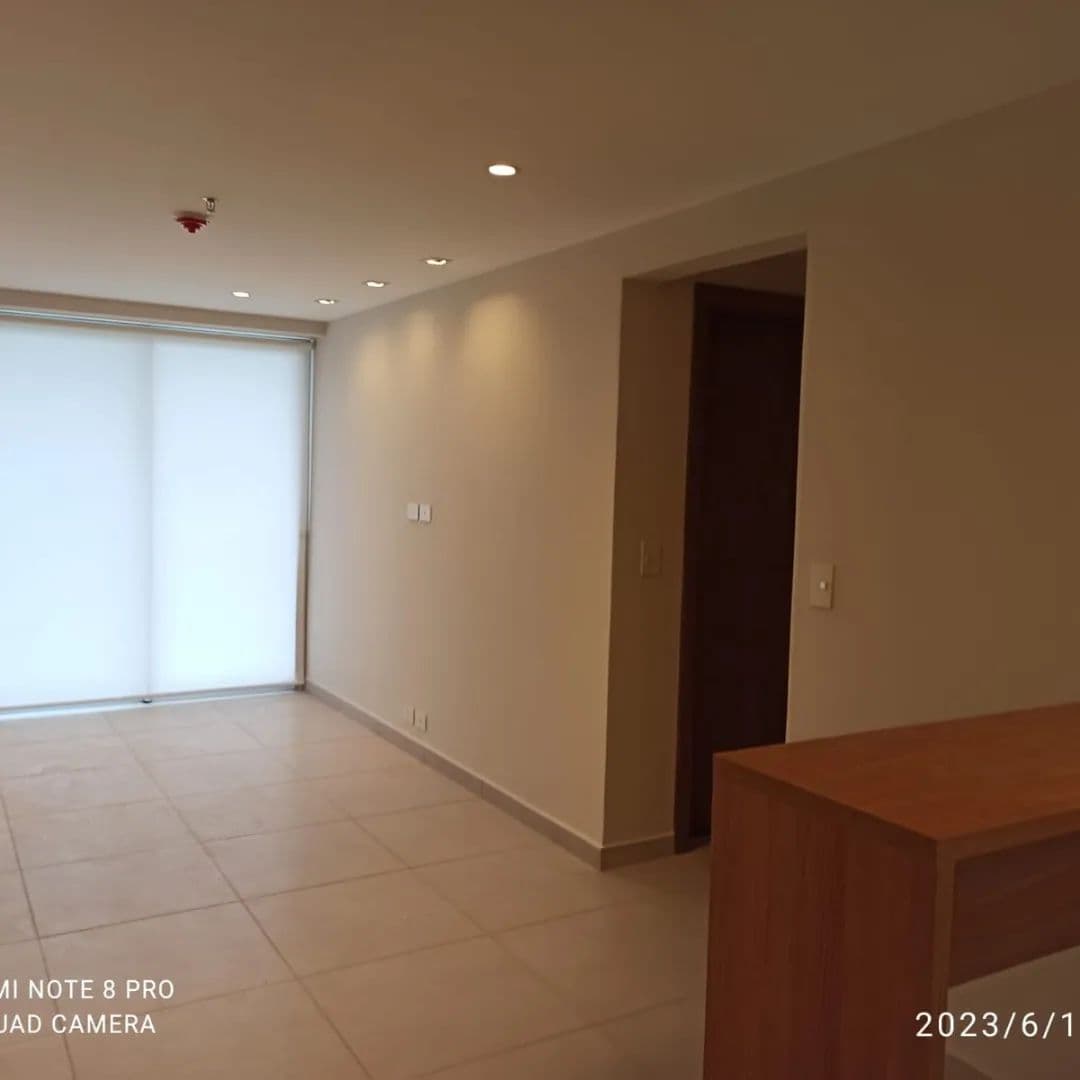 Vendo Departamento 1 Dormitorio En Ycua Sati