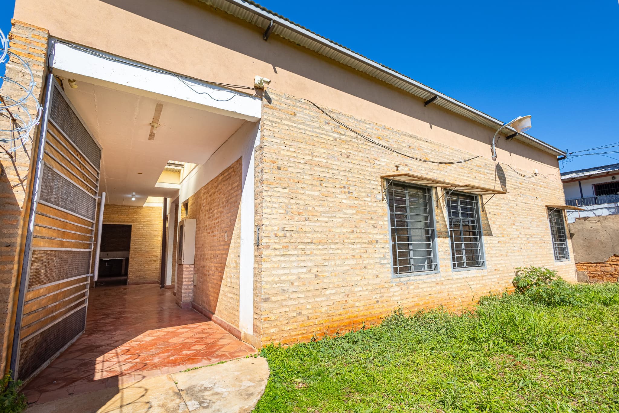 En Venta – Propiedad Ideal Para Inversión En San Lorenzo, Barrio San Miguel
