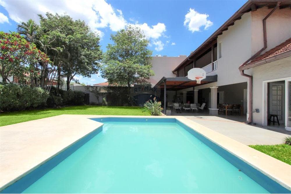Casa en Barrio Carmelitas – 3
