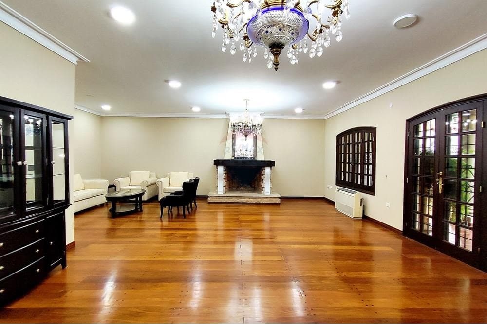 VENDO CASA EN VILLA MORRA PARA USO RESIDENCIAL O COMERCIAL – 3