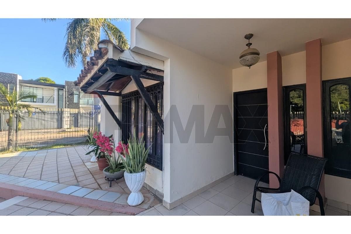 Casa en venta en Barrio San Vicente Asunción – 3