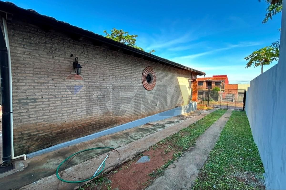 Alquilo casa en San Lorenzo ZONA CAPILLA DEL MONTE – 3