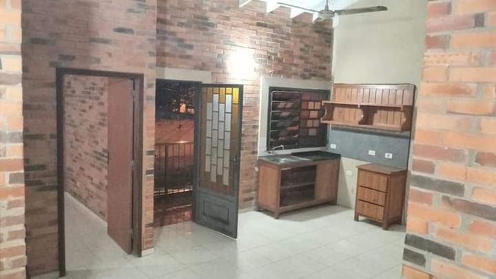 ALQUILO DPTO LAMBARE ZONA COLEGIO NAZARETH – 2