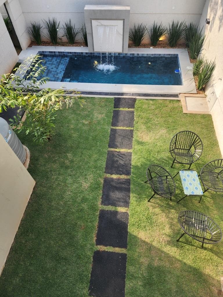 Alquilo Duplex Amoblado De 270 M2 En Loma Merlo, Luque - CLHO7841730 – 2