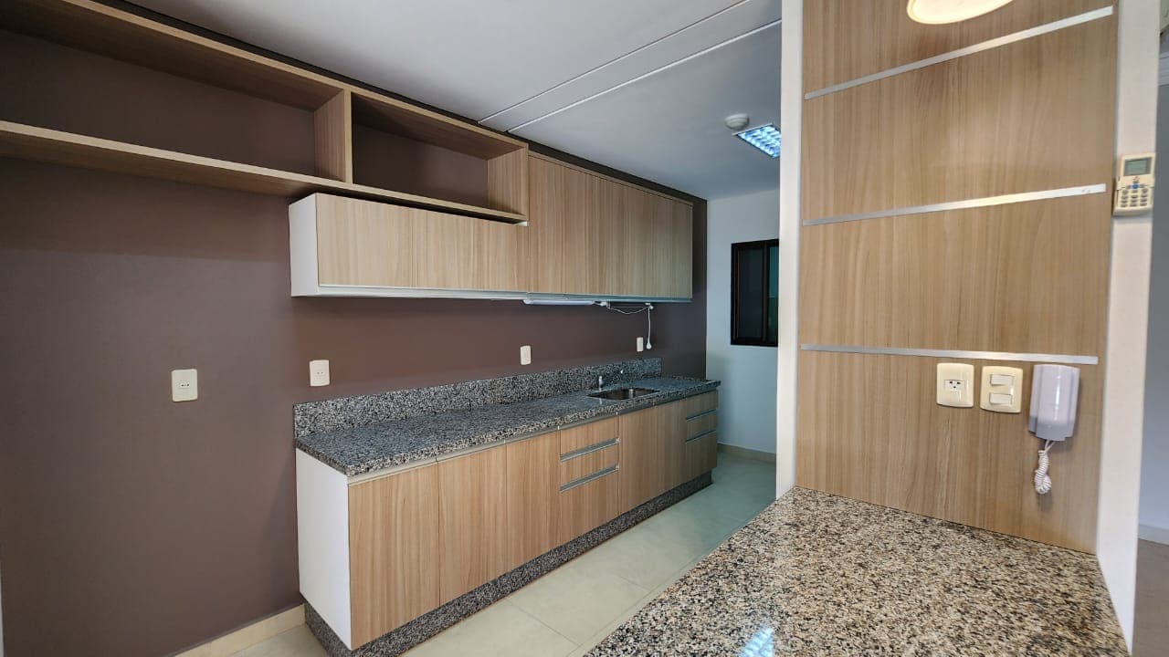 alquilo departamento en Parana country club – 2