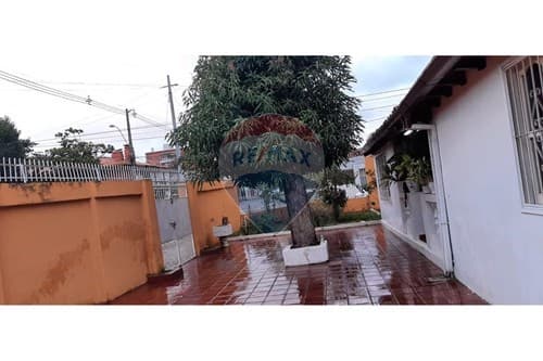 Alquilo Casa Ideal P/ Ofi A Cuadras Del Shop Mcal – 3