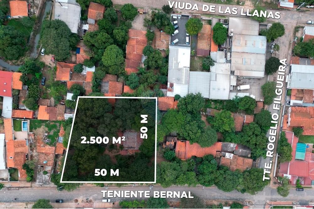 VENDO AMPLIO TERRENO A PASOS DE ARTIGAS