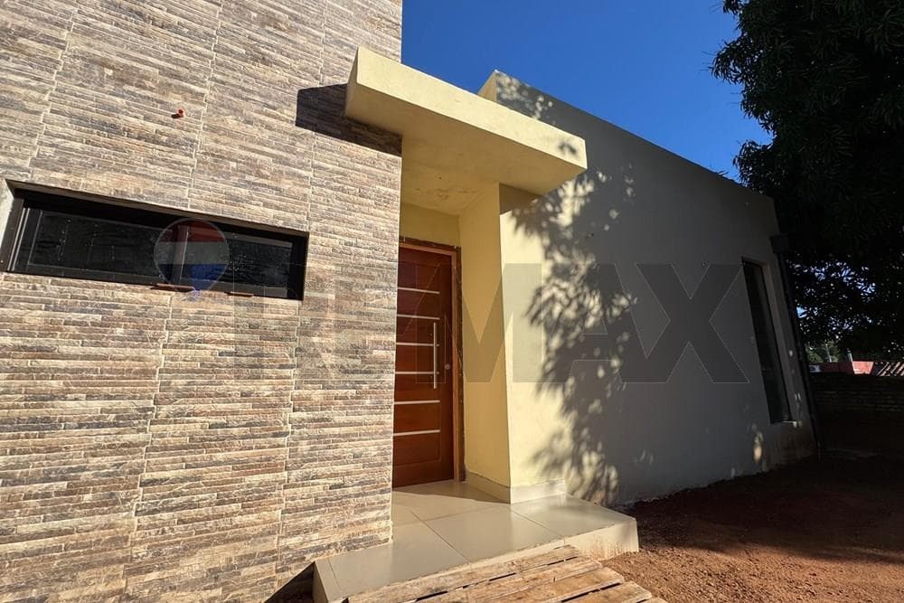 CASA EN VENTA – PUERTO PABLA, LAMBARÉ