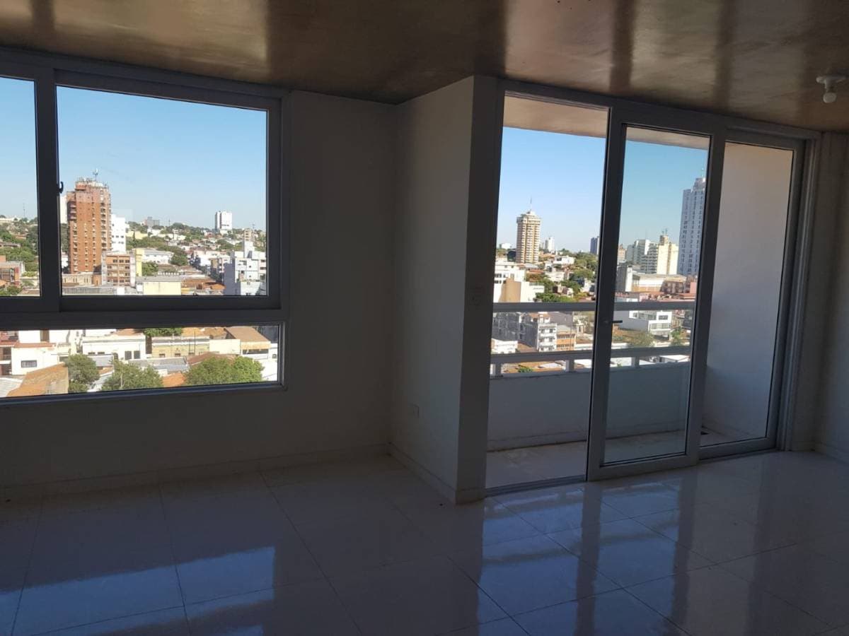 ALQUILO AMPLIO DEPARTAMENTO - 3 HABITACIONES – 3