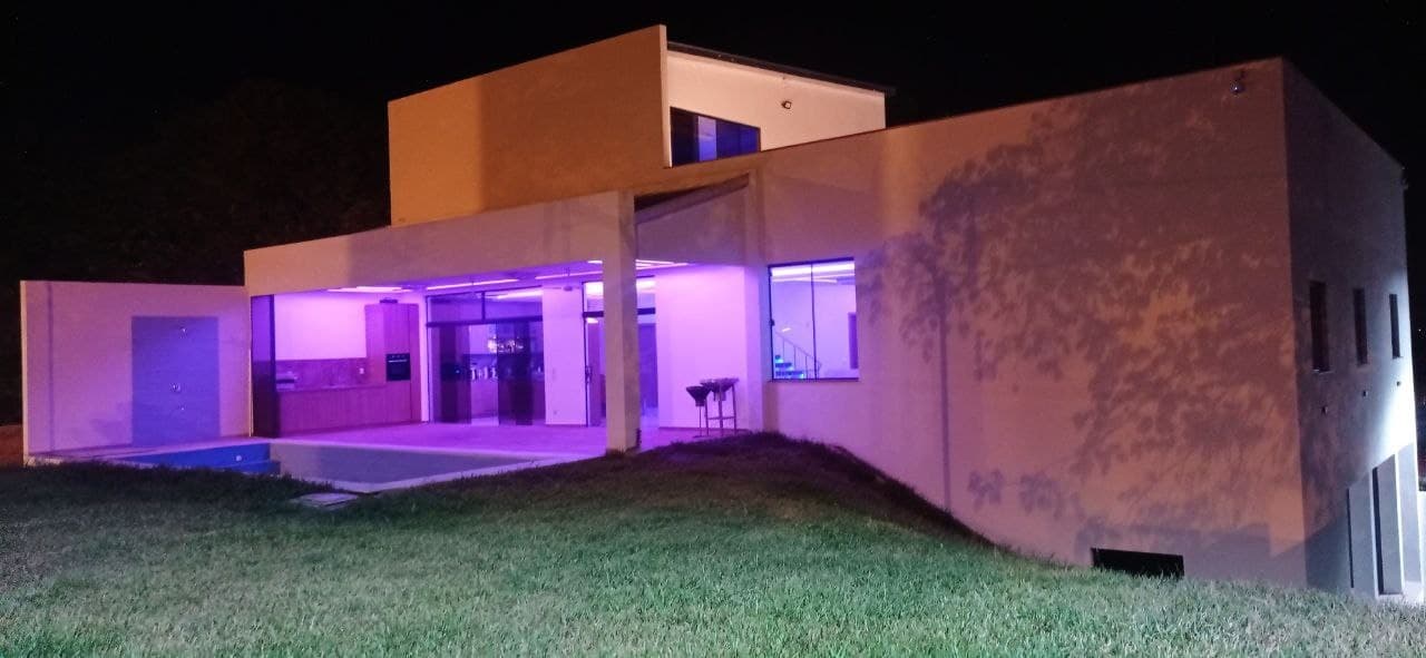 En Venta Residencia Con Vista Al Lago En San Bernardino