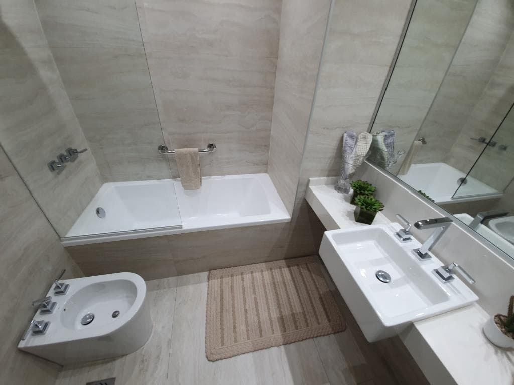 Hermoso Dpto. Amoblado En Alquiler- Edif. Eminent – 2