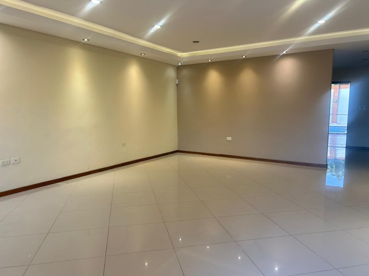 Vendo Casa De 4 Dormitorios En Lambare – 3