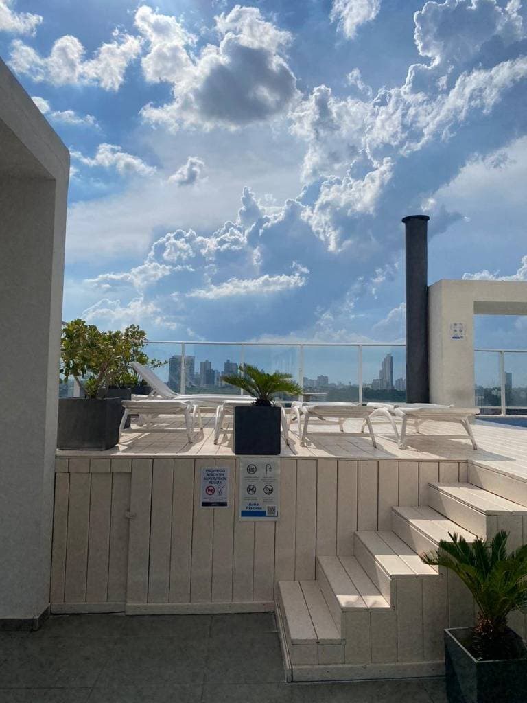 ALQUILO DPTO DE DOS HABITACIONES TOTALMENTE AMOBLADO EN EL EDIF TRINITY TOWERS 1 – 2