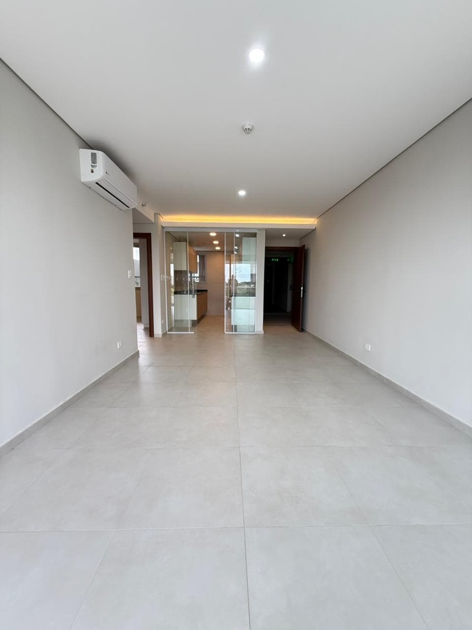 AV. MOLAS LÓPEZ - EN ALQUILER Y VENTA DEPARTAMENTO DE 2 DORMITORIOS