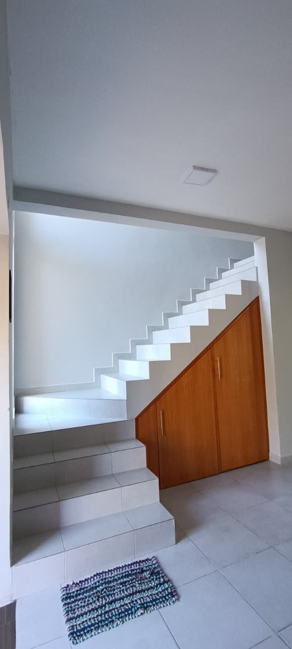 En venta hermosa Casa tipo Duplex Zona Yacht – 2