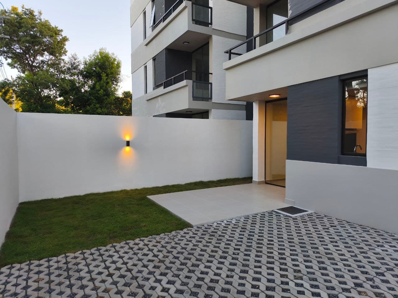 Vendo departamento a estrenar, recién entregado, en Luque, zona CIT – 2