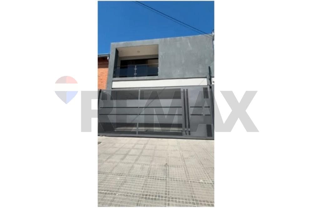 ALQUILO Moderno dúplex con piscina en Fernando de la Mora