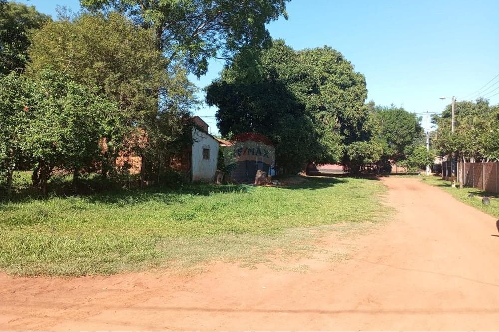 EN VENTA TERRENO EN LUQUE – 3