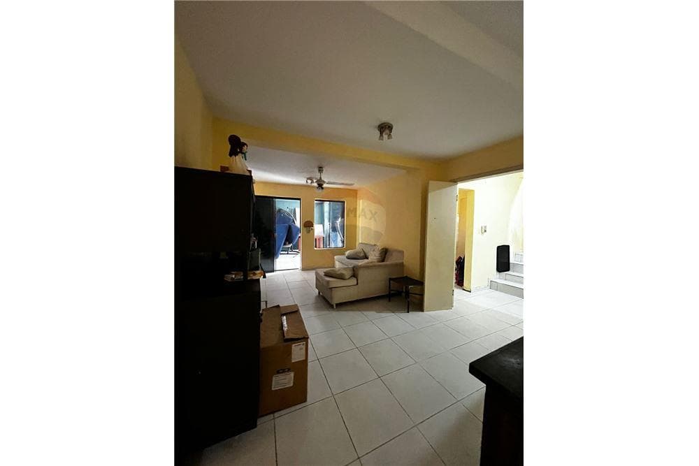 EN VENTA HERMOSA CASA EN LAMBARE – 2