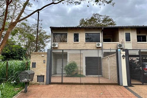 Venta Duplex En Luque, Zona Conmebol, Primer Barrio