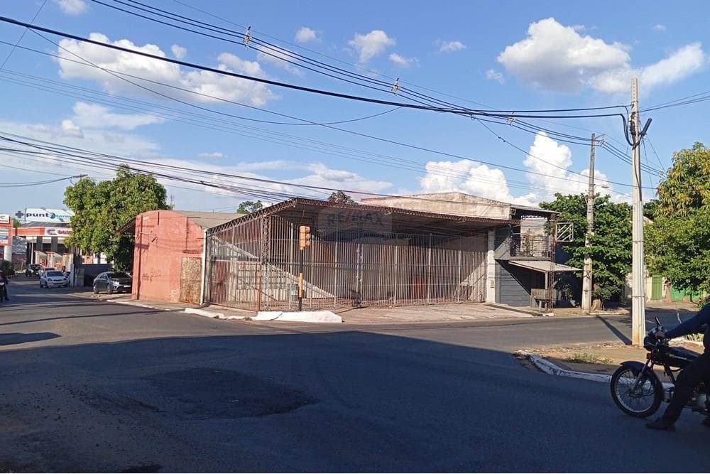 ¡Tu Oportunidad Comercial en Fernando de la Mora! – 2