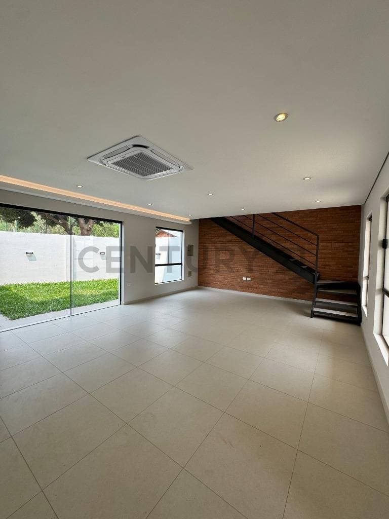 DUPLEX EN POZO A LA VENTA EN LUQUE | BARRIO LOMA MERLO – 3