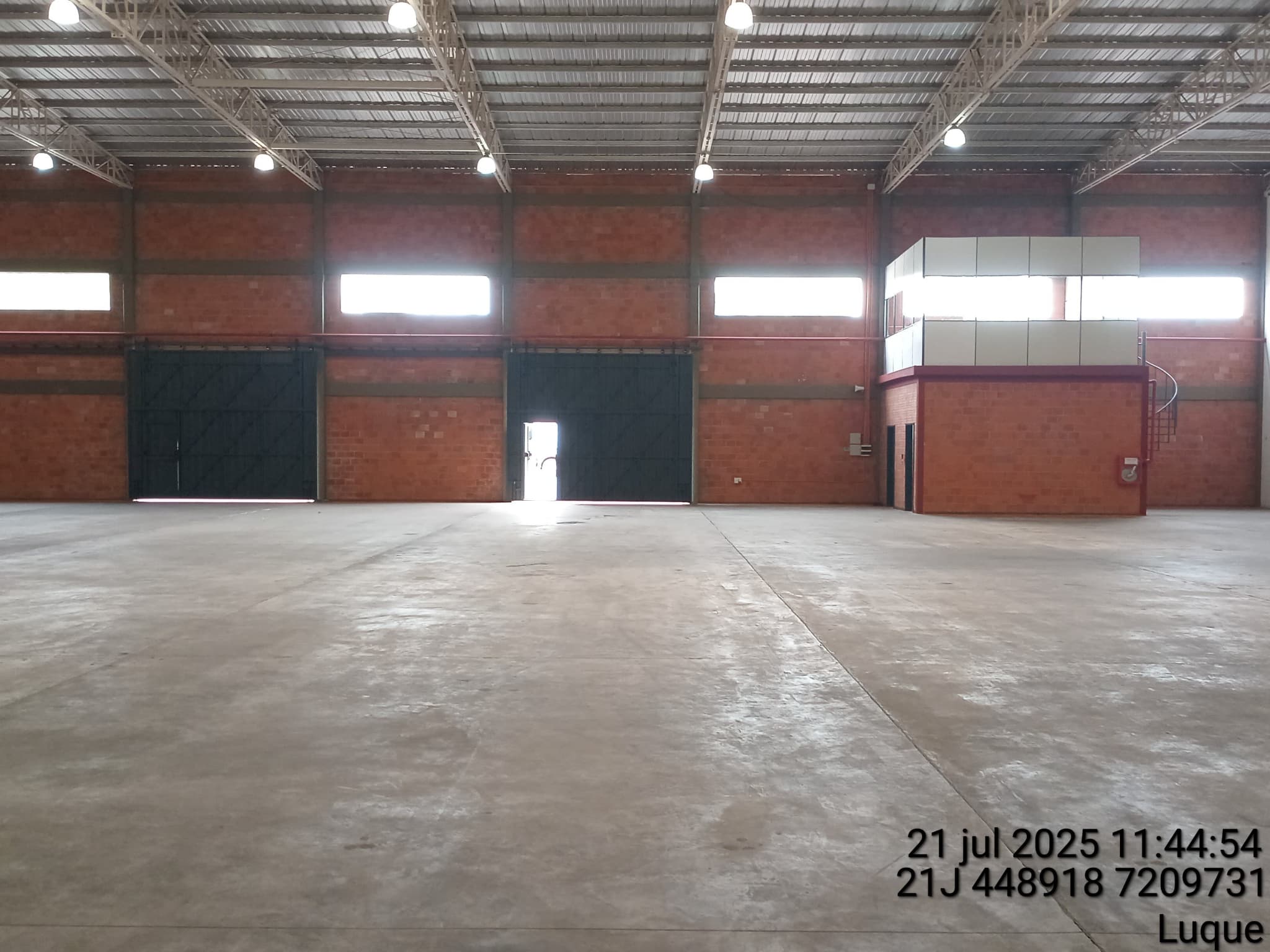 Alquilo Deposito de 1.030 m2 en Luque‼️ C-1082 – 2