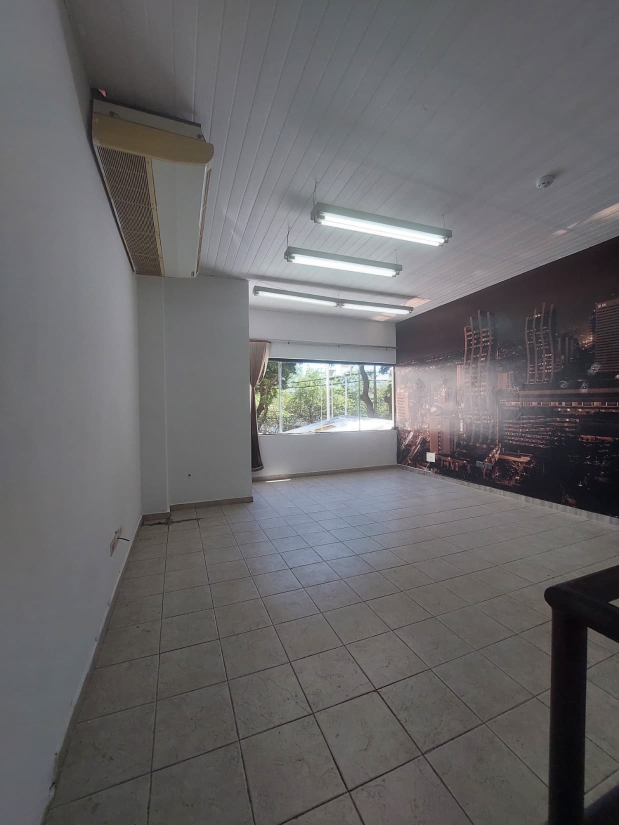 ALQUILO SALON COMERCIAL – 3