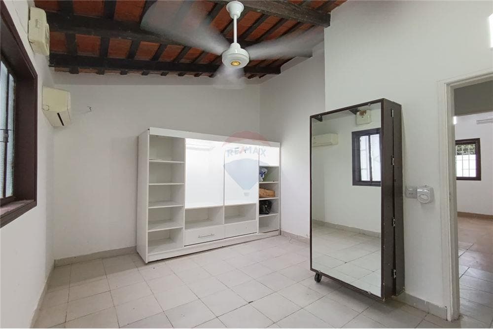 Amplia casa en alquiler zona Corrales – 3