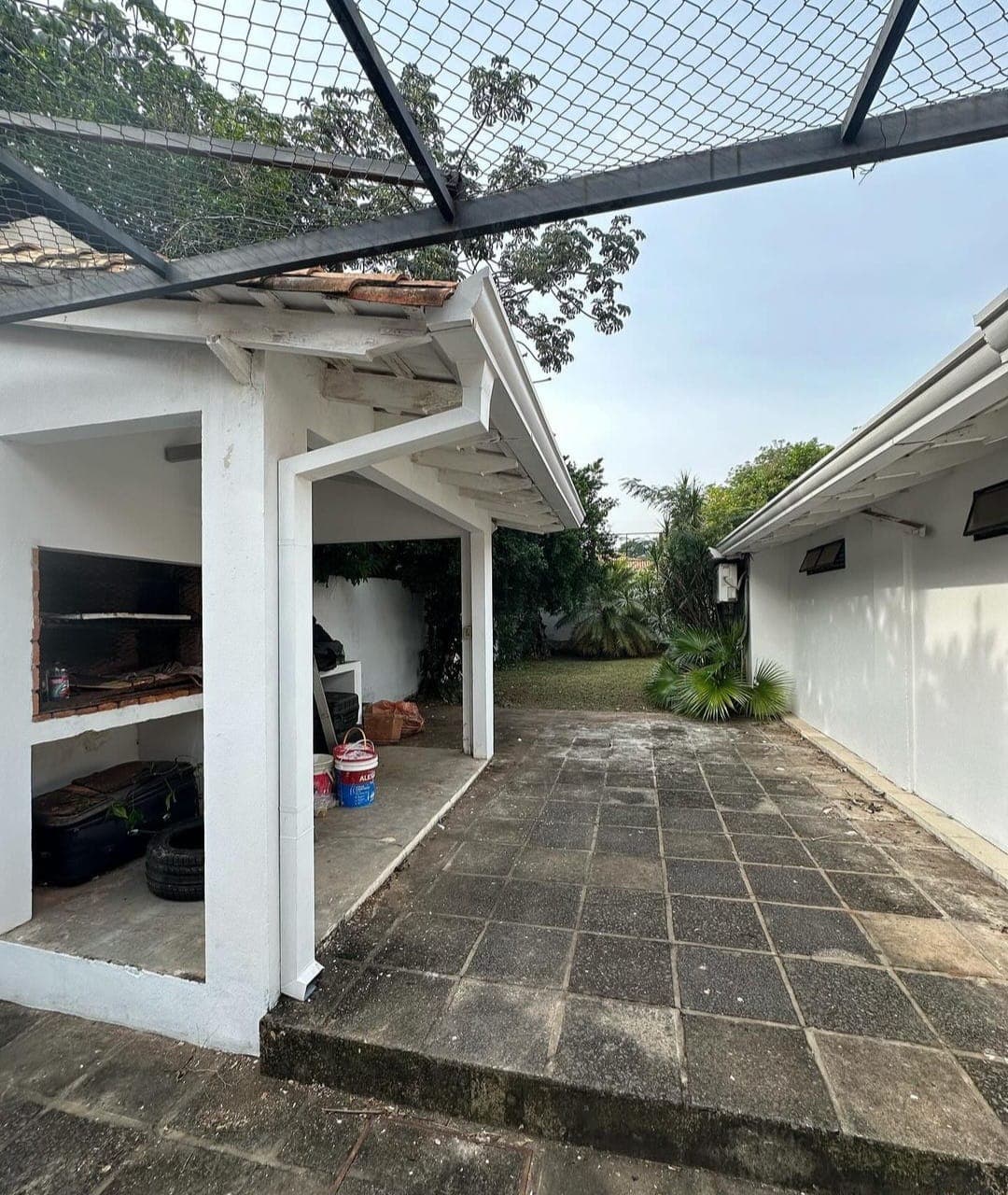 Vendo Amplia y Cómoda Propiedad en Asunción, Zona Santísima Trinidad – 3