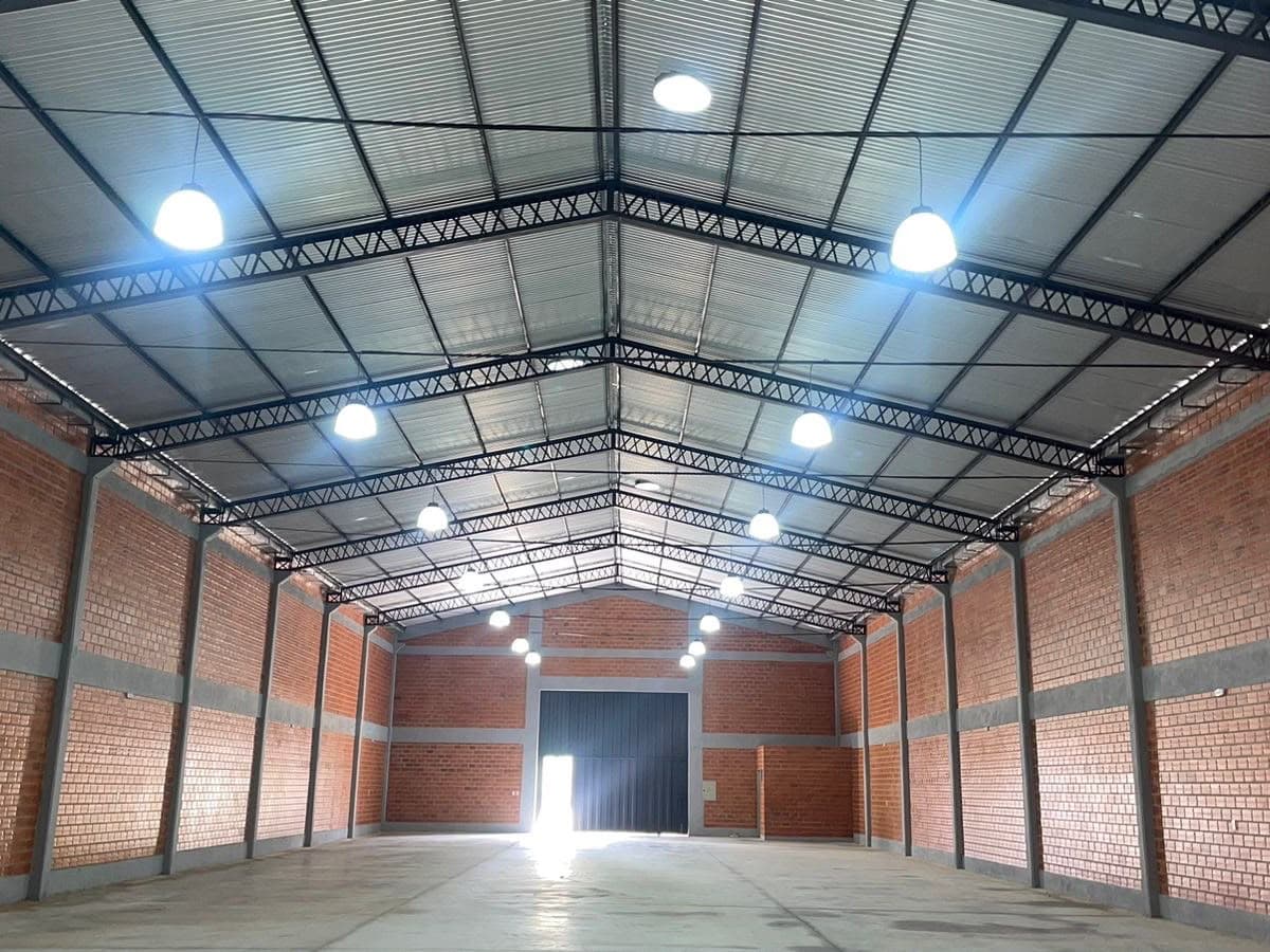 ALQUILO TINGLADO EN EL CENTRO MISMO DE EMBOSCADA – 2
