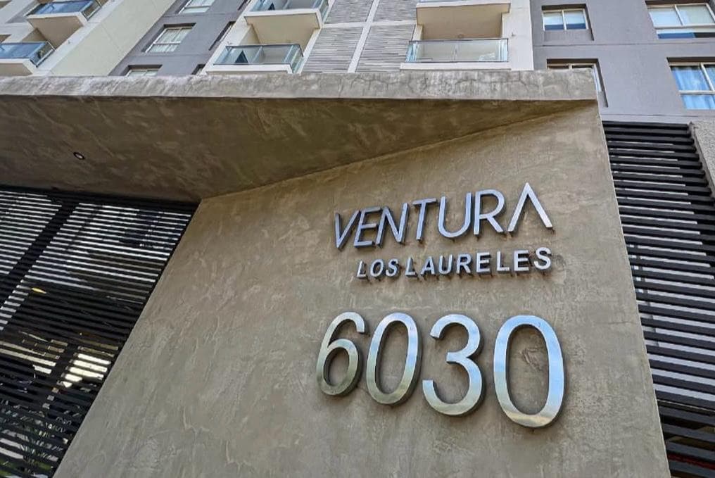 ALQUILO HERMOSO DEPARTAMENTO A ESTRENAR AMOBLADO Y EQUIPADO EDIFICIO VENTURA – 2