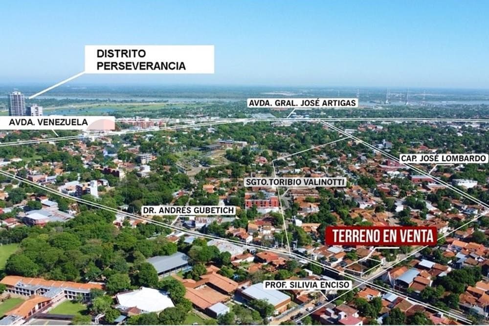 EN VENTA CASA ZONA IPS – 3